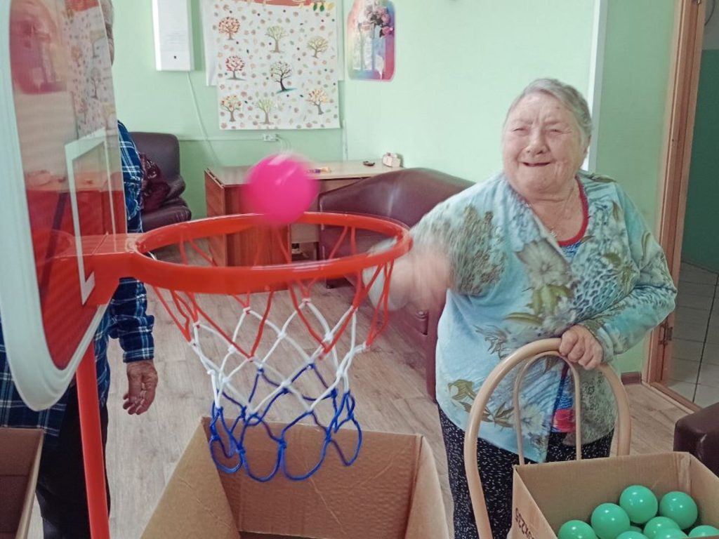 Ты не один: «Мой Алтай» подарил радость творчества и спорта пожилым людям в Ребрихе